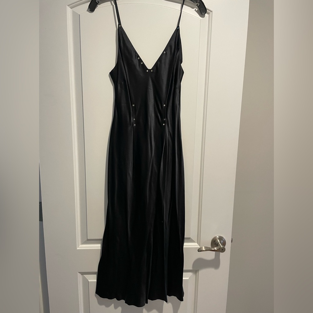 Elegant Black Midi Dress